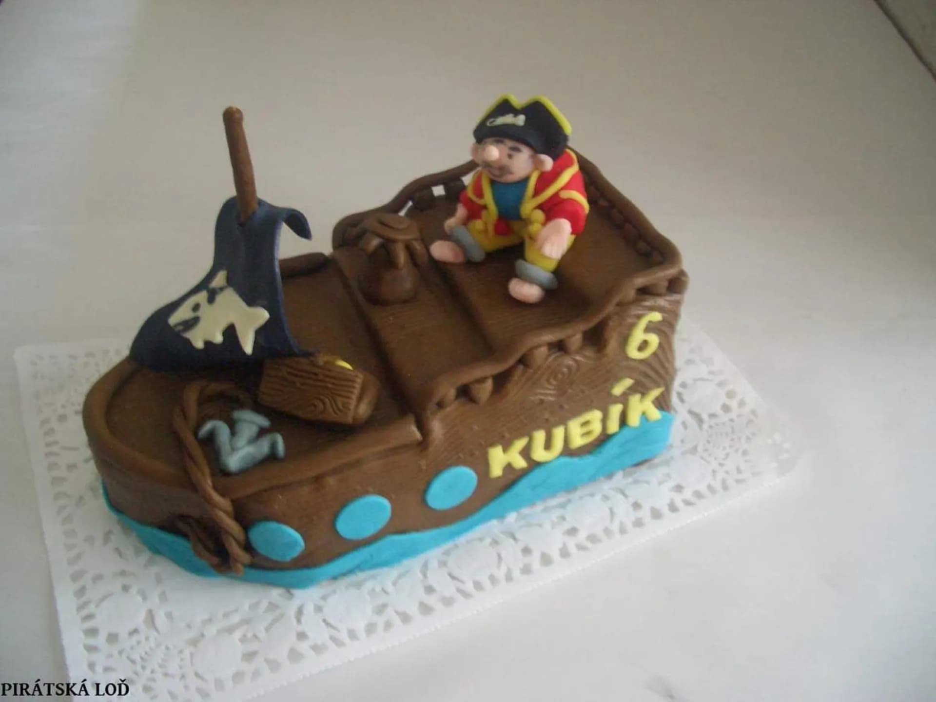 Pirátská loď
